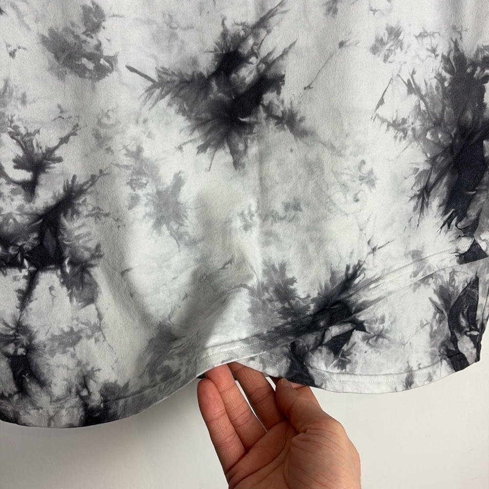 Talula Tie Die Black and White Faux Wrap Mini Skirt Size Large - Picture 6 of 8